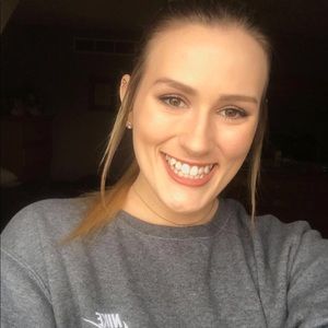 Meet your Posher, Alissa